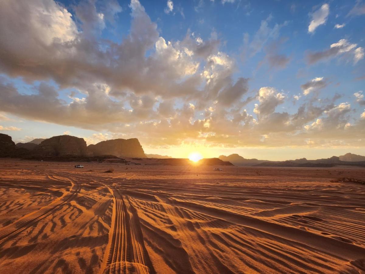 White Desert Camp Wadi Rum Ngoại thất bức ảnh